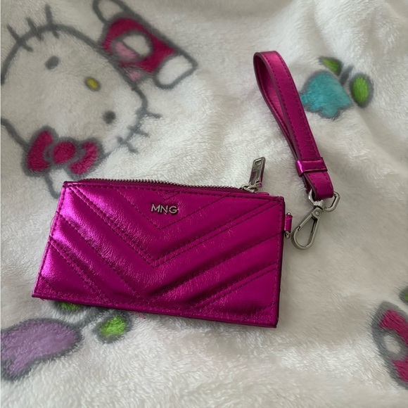 Padded Metallic Pink Card Holder - Picture 6 of 6